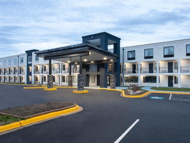 Baymont By Wyndham Charlotte University Ngoại thất bức ảnh